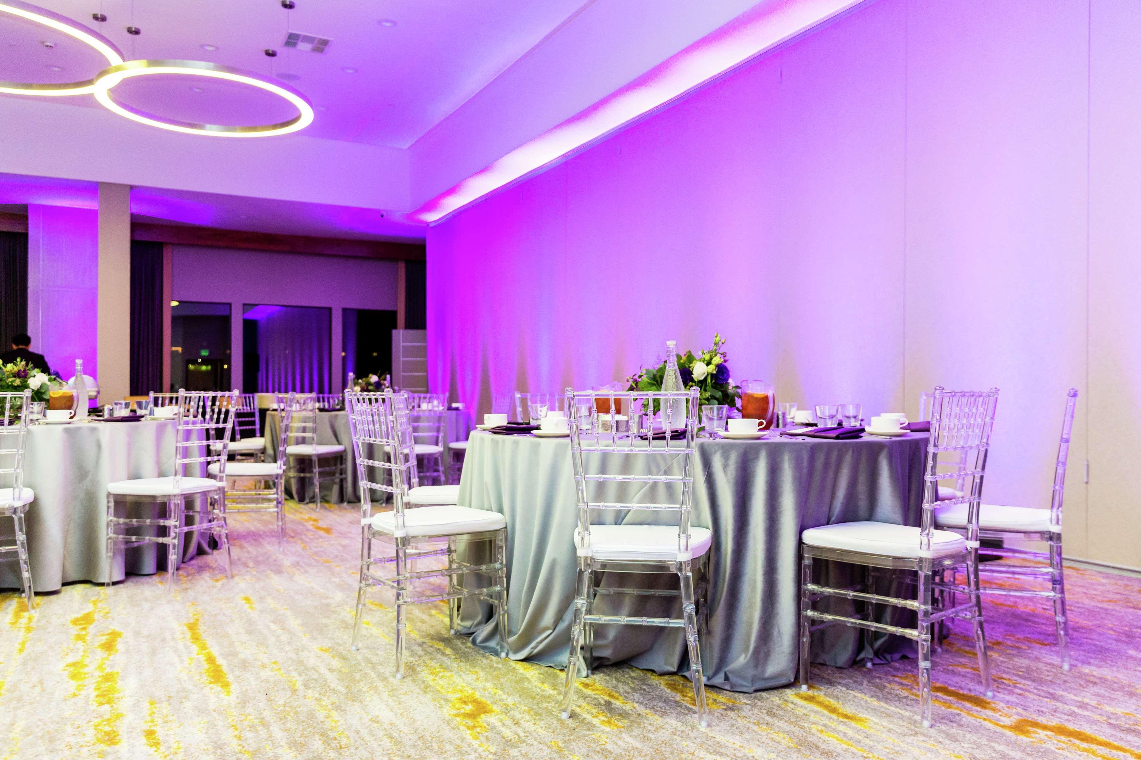 Hotel Doubletree By Hilton Pomona Extérieur photo